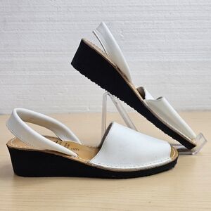 Avarca C. Ortuño Menorcan White Leather Slingback Wedge Sandals, Sz 5